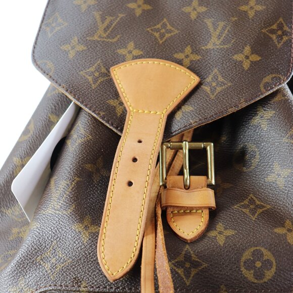 Louis Vuitton Montsouris GM Monogram - Picture 9 of 16